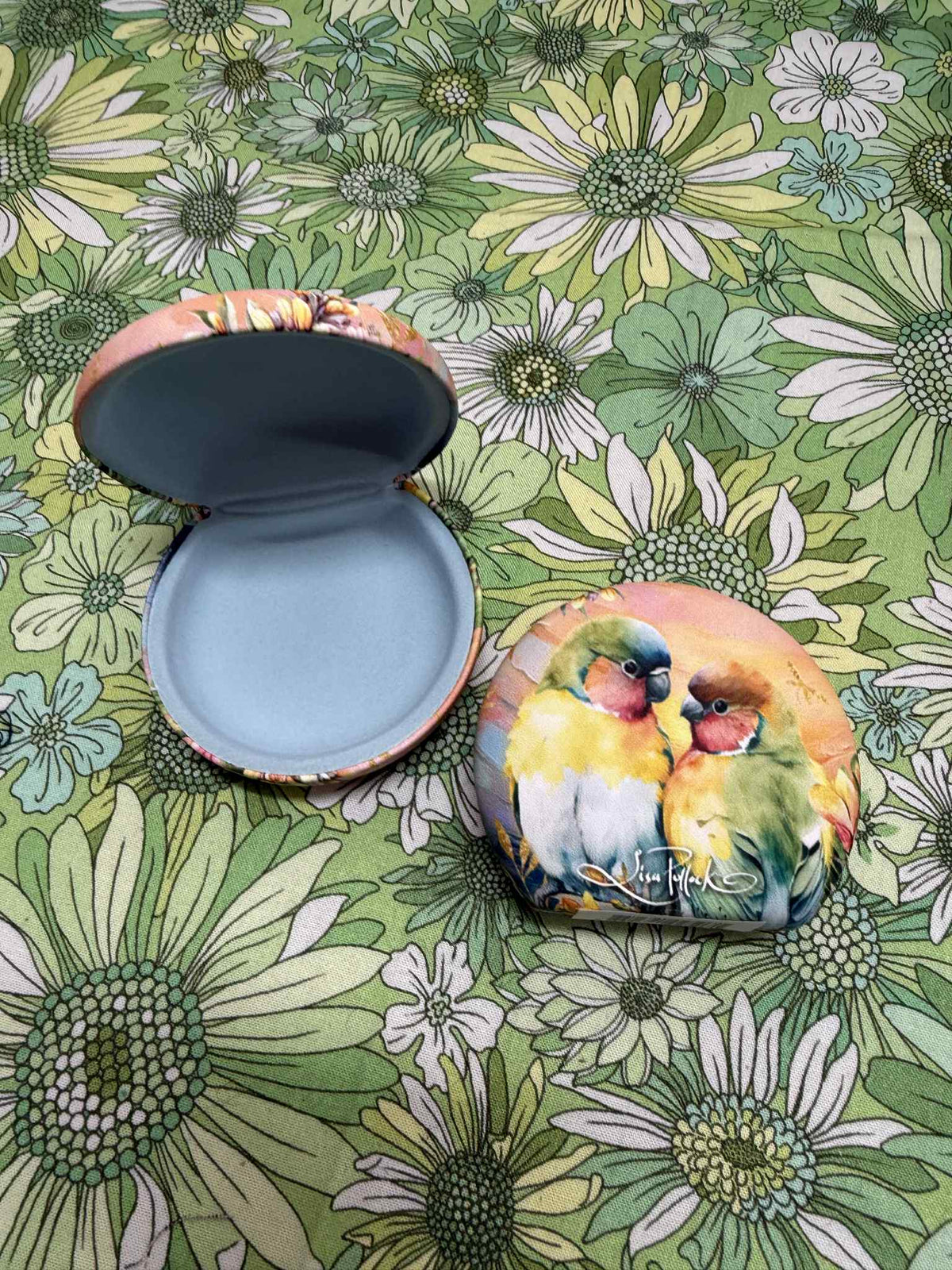 Lisa Pollock Travel Case - Paradise Love Birds