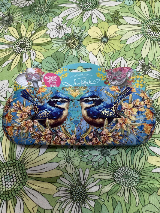 Lisa Pollock - Glasses case - Royal Wrens