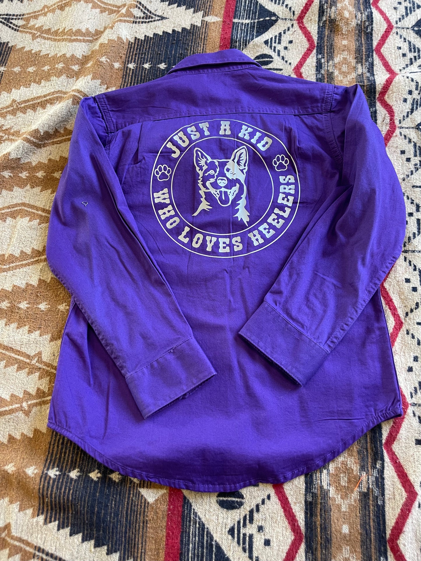 Kids Pilbara Shirt - Just a kid who loves blue heelers  - size 5-6