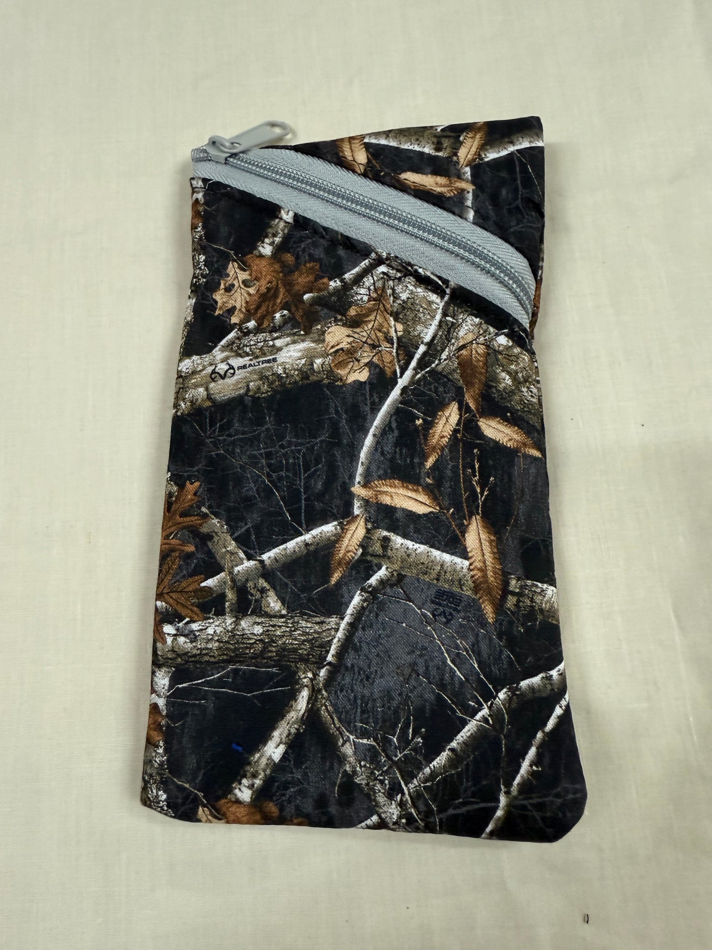 Glasses case - realtree