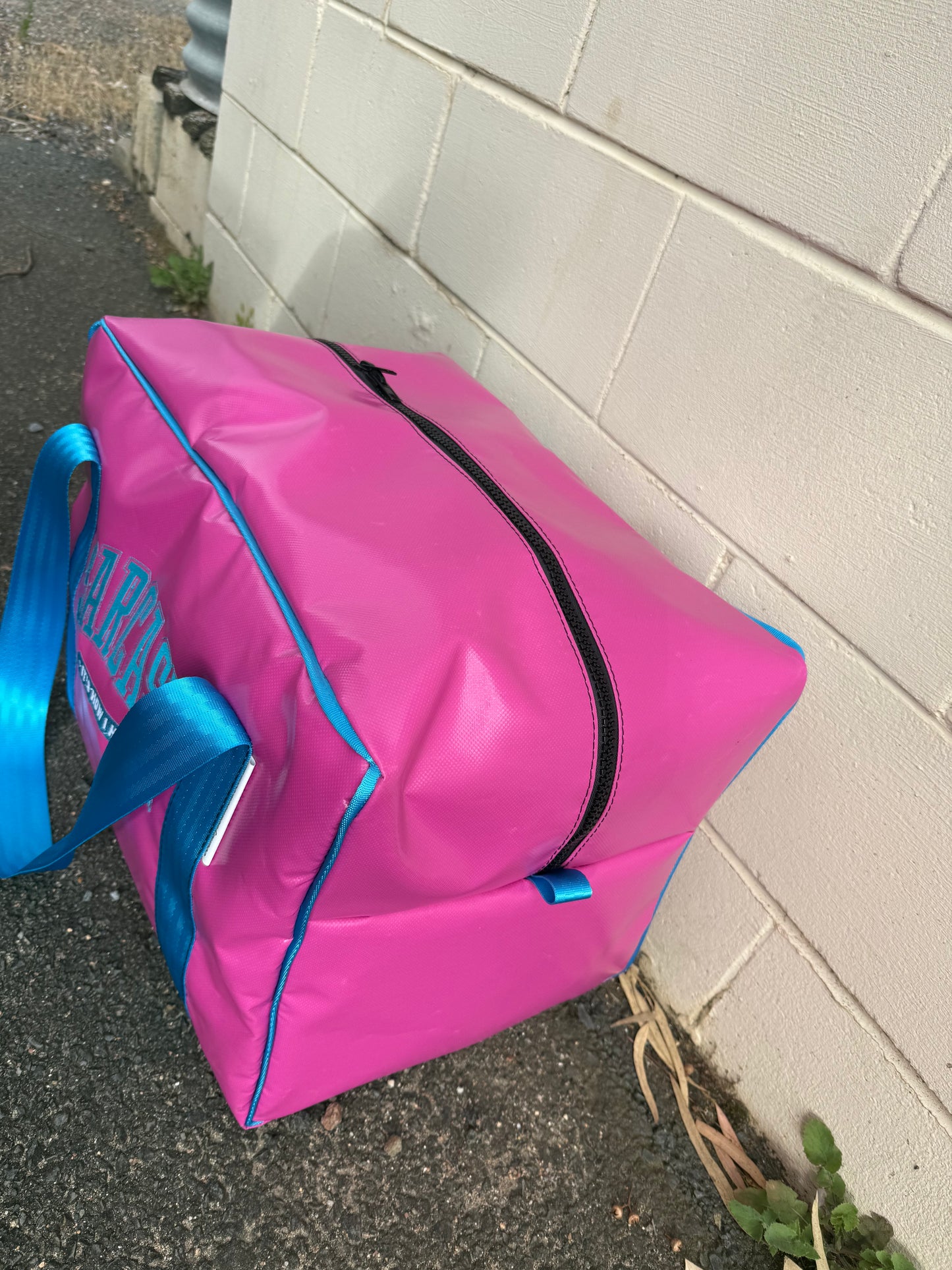 PVC MEDIUM overnight bag - Sarcasm Is My Hug